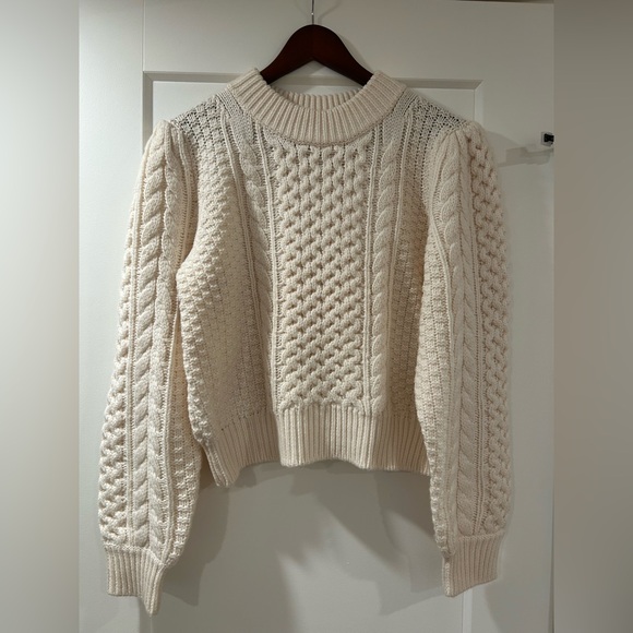 Aritzia Wilfred Olivetta Sweater Light Birch Cream Cable Knit Sz M - Picture 4 of 8
